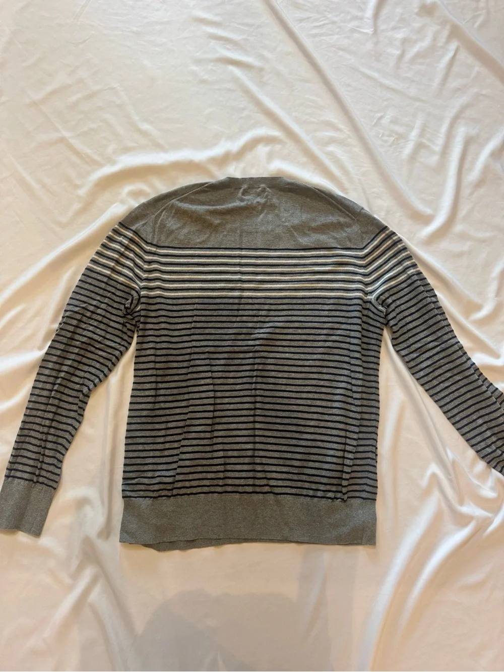 Banana Republic classic crewneck